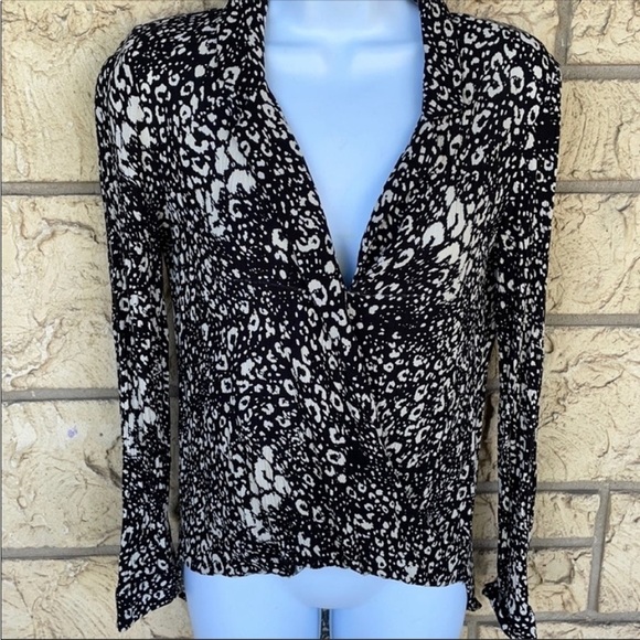 Zara TRF Collection Black & White loose Blouse - Picture 1 of 12